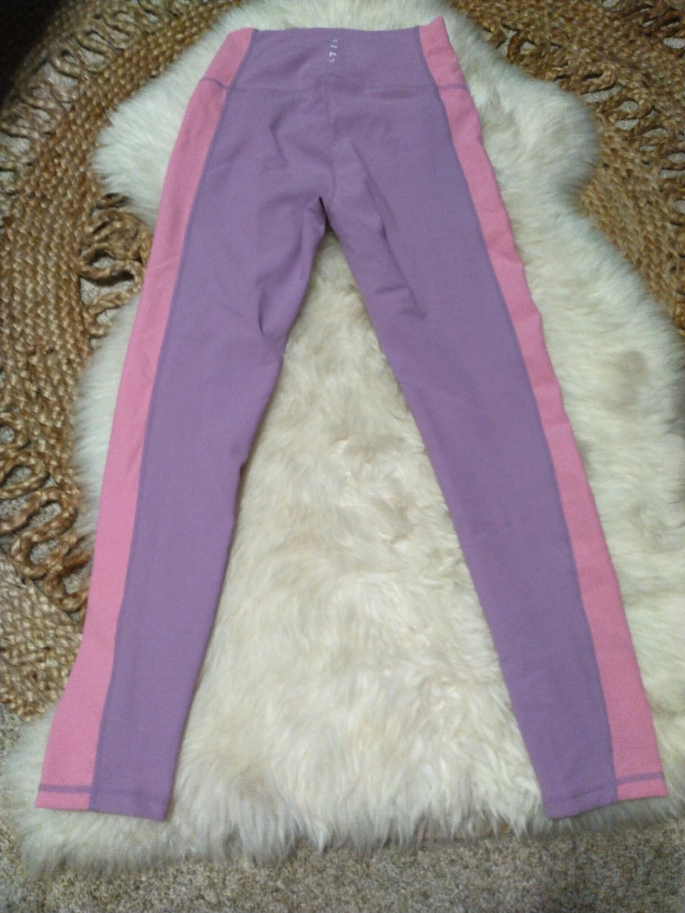 WILO Lavender & Pink Active Leggings and Matching Sports Bra Size Small - Picture 4 of 12